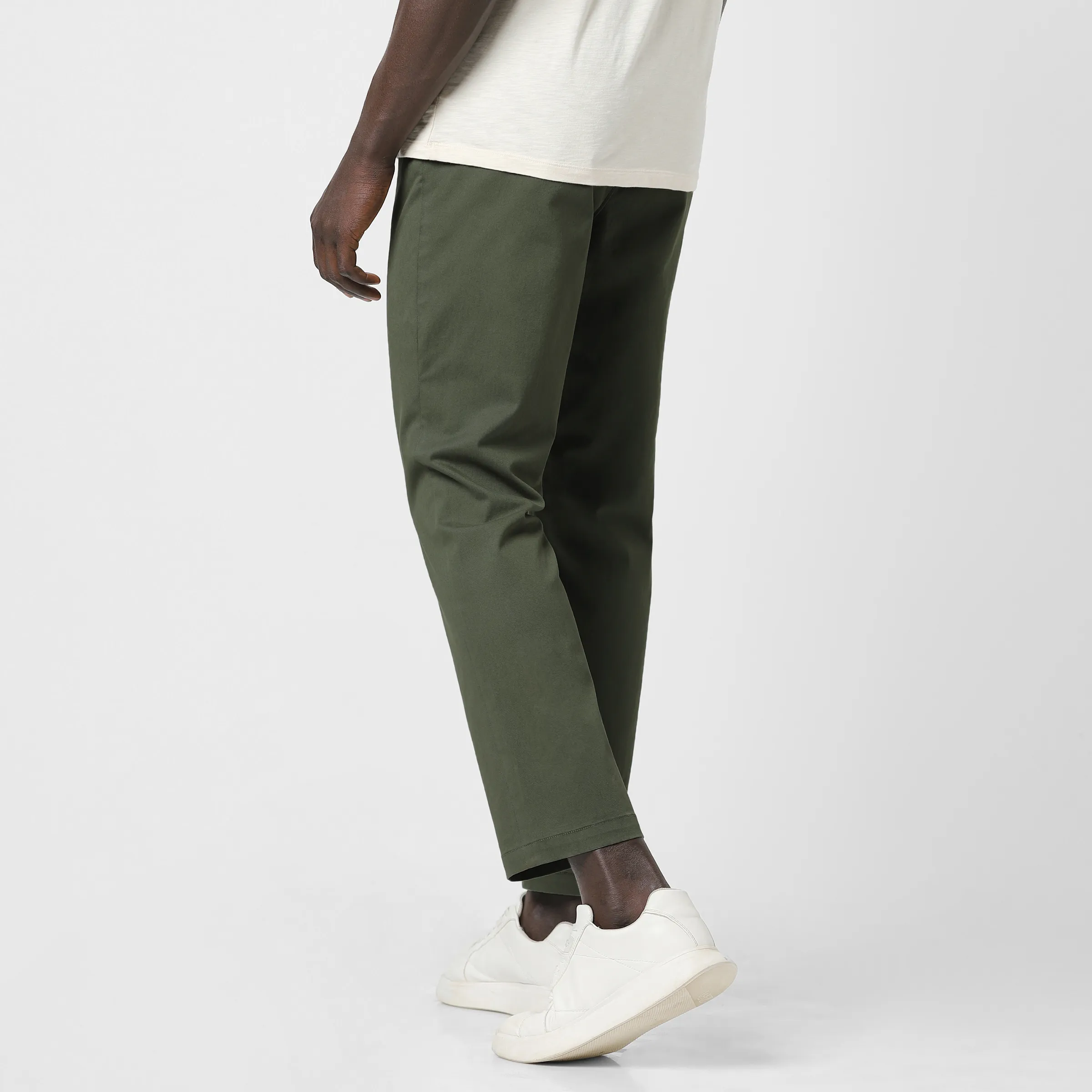 Relaxed Stretch Chino Pant